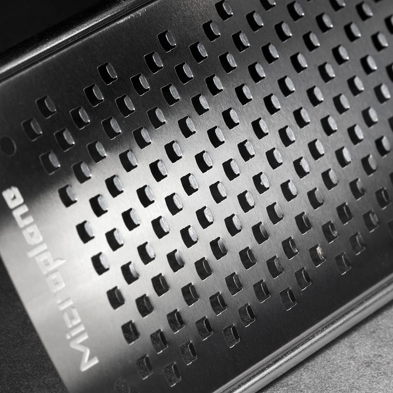 Microplane Coarse Cheese Grater