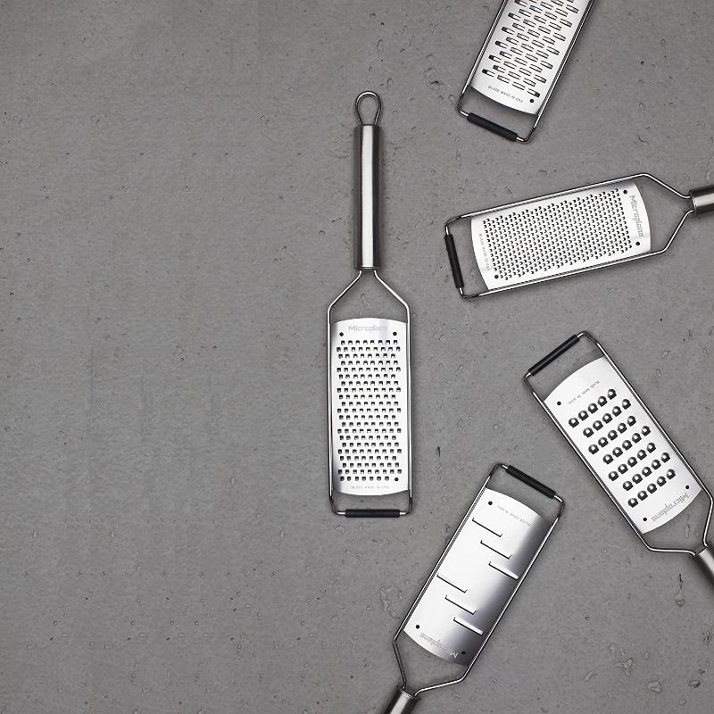 Microplane Professional Series: Coarse Grater