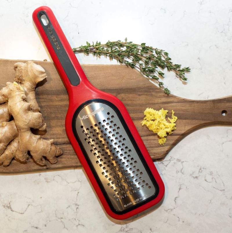 Microplane Select Series: Ribbon, Coarse & Extra Coarse Grater (Red)
