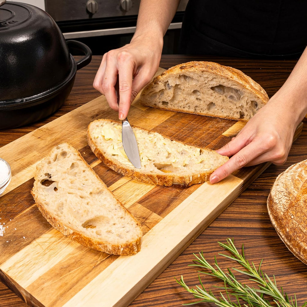 Black Enamelled Cast Iron Dutch Oven Bread Pot - 5.6 Lite - 26cm, by Nuovva